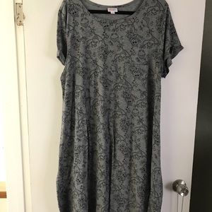 LulaRoe Carly 3xl Kermit/Miss piggy